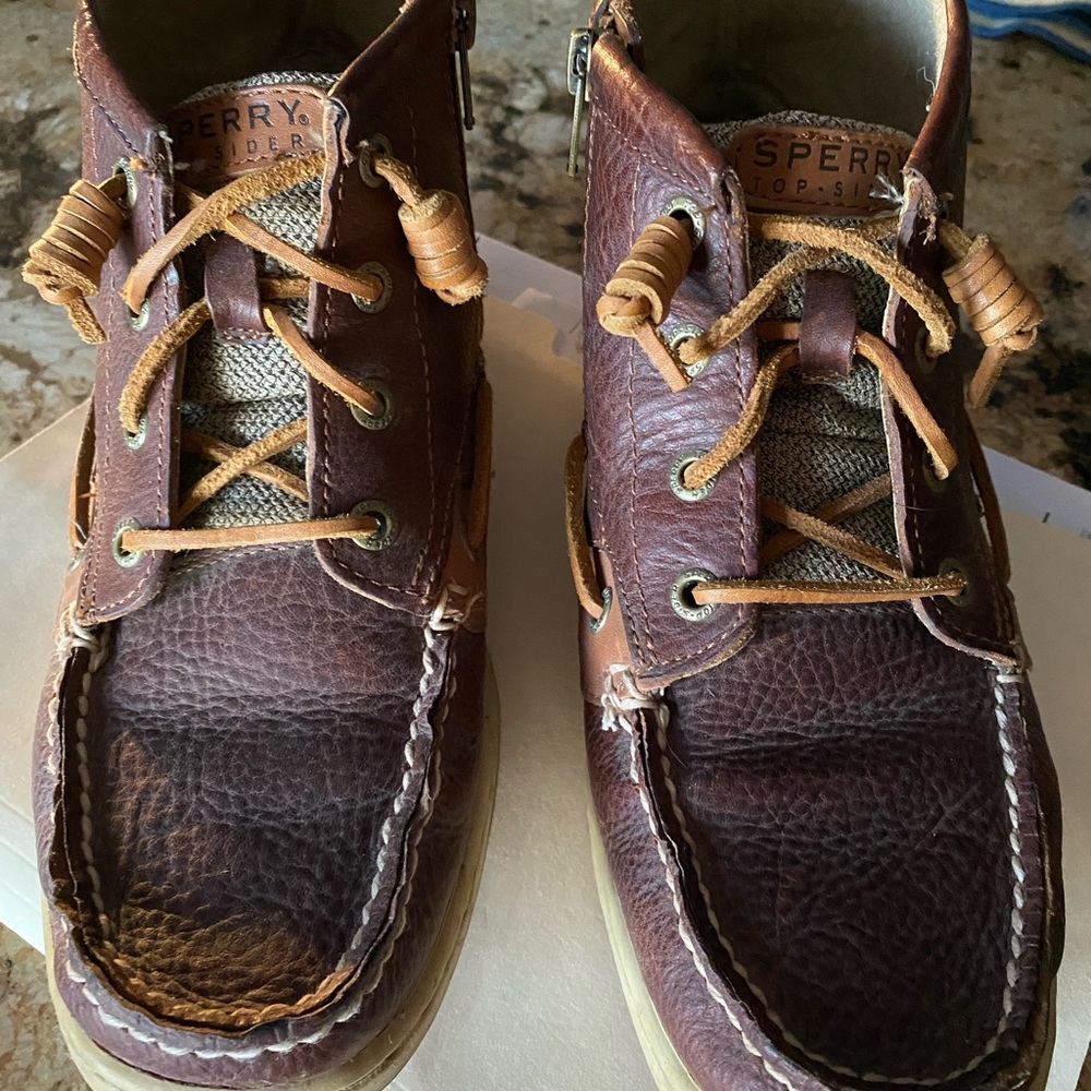 Sperry Women's Brown Leather Boat Shoes